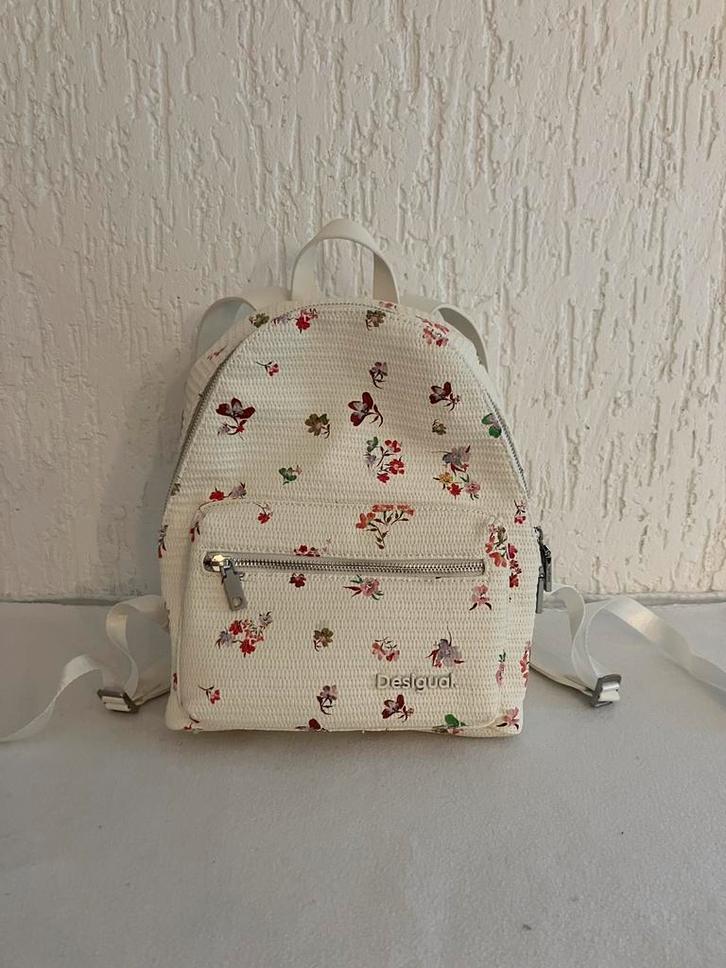 Sac à dos Desigual, Bijoux, Sacs & Beauté, Sacs | Sacs à dos, Neuf, Autres marques, Enlèvement