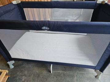 Reisbedje met extra matras beschikbaar voor biedingen