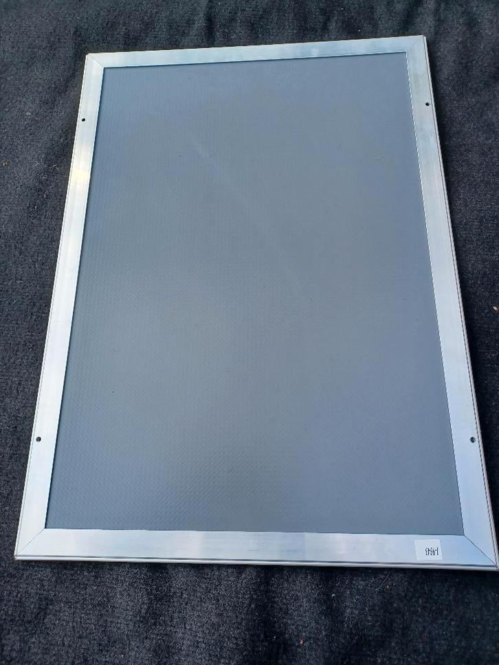 10 Stijlvolle design kaders voor posters - affiches, Verzamelen, Sportartikelen en Voetbal, Nieuw, Poster, Plaatje of Sticker