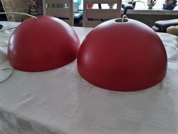 2 dezelfde hanglampen warm licht 45 CM,10 euro st. beschikbaar voor biedingen