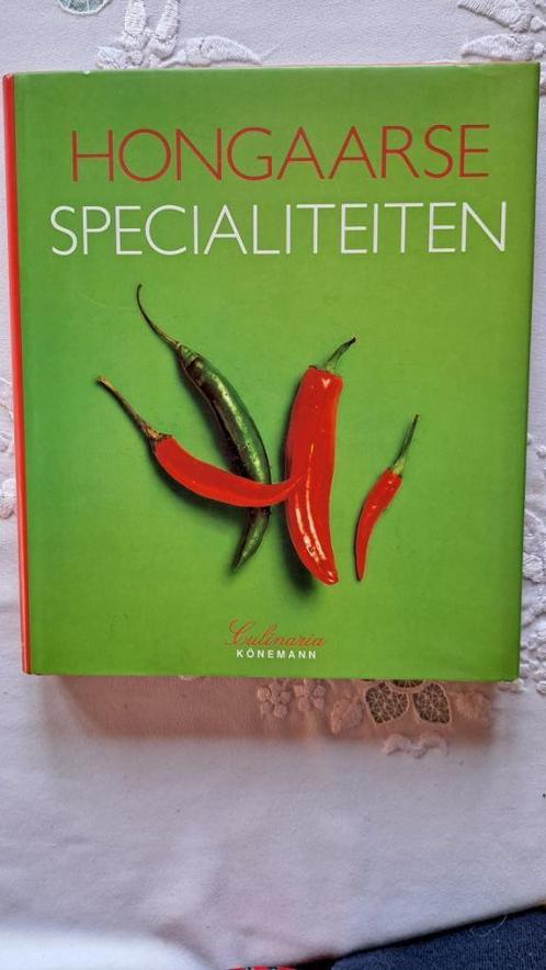 Hongaarse specialiteiten culinaria, Livres, Livres de cuisine, Comme neuf, Autres types, Autres régions, Enlèvement ou Envoi