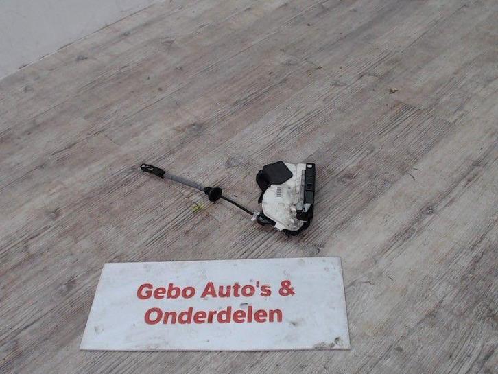 PORTIERSLOT LINKS ACHTER Seat Leon (5FB) (01-2012/06-2020), Auto-onderdelen, Carrosserie, Seat, Achter, Links, Gebruikt