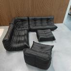 Ligne Roset Togo set midnight black, Antiek en Kunst, Antiek | Meubels | Stoelen en Sofa's, Ophalen of Verzenden