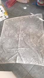 Tafelkleed tafeldoek 134x155, Huis en Inrichting, Tafelkleden, Ophalen of Verzenden, Zo goed als nieuw