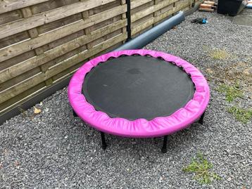 trampoline beschikbaar voor biedingen