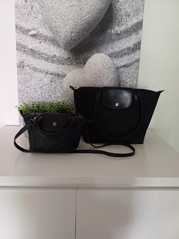 Longchamp Le Pliage mini leder + medium nylon beschikbaar voor biedingen