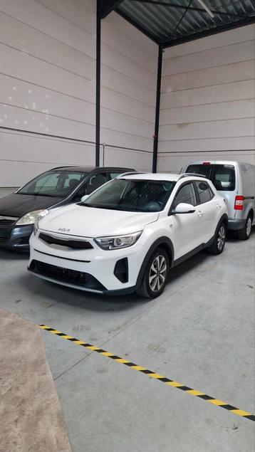 KIA STONIC beschikbaar voor biedingen
