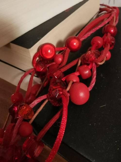 Halssnoer met parels - magic pearls miracle made by hand, Handtassen en Accessoires, Kettingen, Zo goed als nieuw, Overige materialen