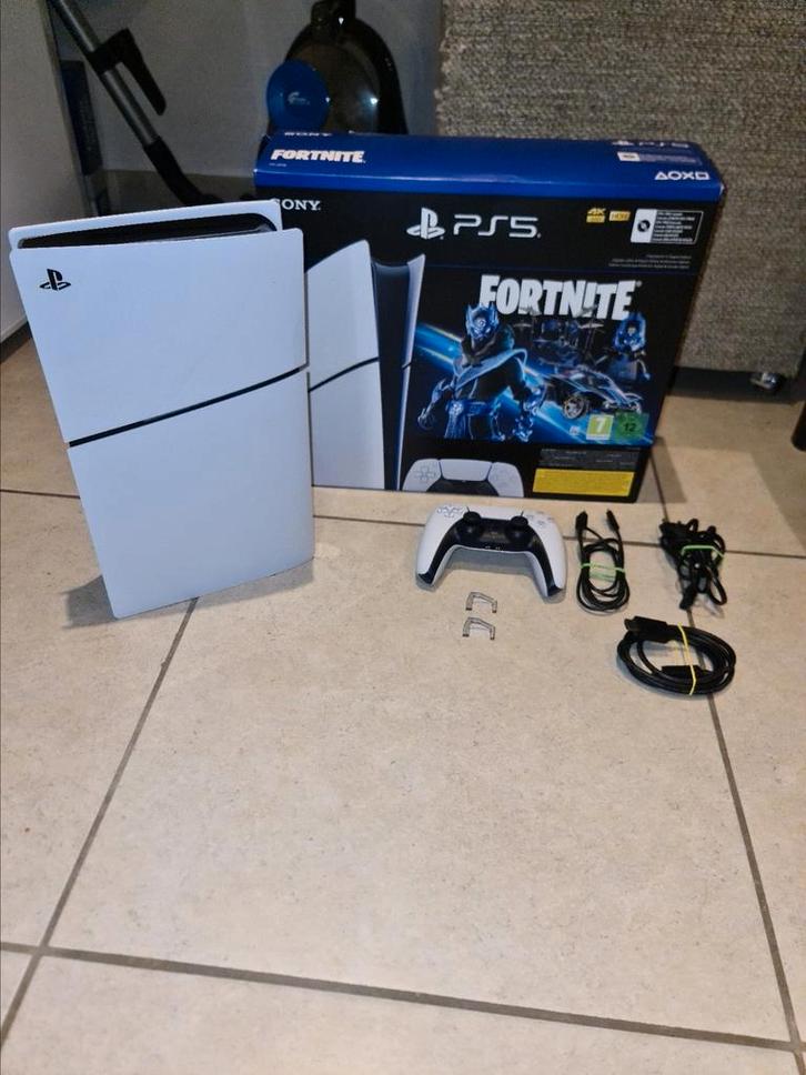 Playstation 5 Slim Digital Edition - 1TB Opslag, Games en Spelcomputers, Spelcomputers | Sony PlayStation 5, Zo goed als nieuw