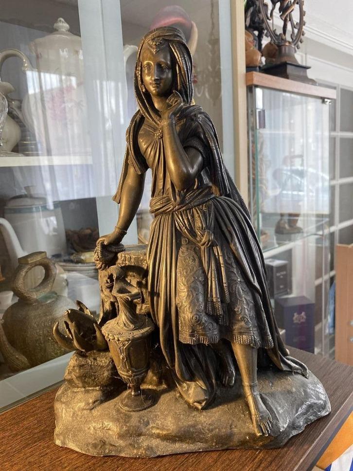 19e eeuw Frans kunstwerk van Rebecca bij de bron 1870 7,5kg, Antiek en Kunst, Antiek | Brons en Koper, Brons, Ophalen of Verzenden