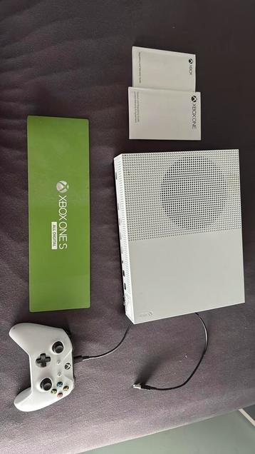 xbox one + controller beschikbaar voor biedingen
