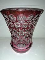 Vase en cristal doublé rose taillé, Enlèvement ou Envoi
