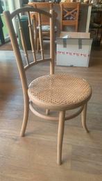 stoel Thonet, Enlèvement