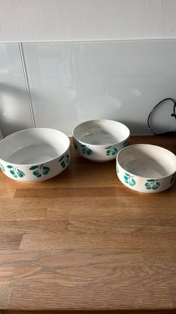 3 plats anciens en céramique belge Manufacture Royale (Nimy), Antiek en Kunst, Antiek | Keramiek en Aardewerk, Ophalen