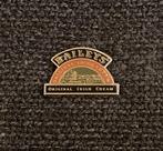 PIN - BAILEYS - ORIGINAL IRISH CREAM - LIKEUR - LIQUEUR, Verzamelen, Verzenden, Gebruikt, Merk, Speldje of Pin