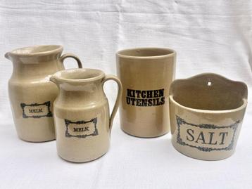 Moira Stoneware beschikbaar voor biedingen