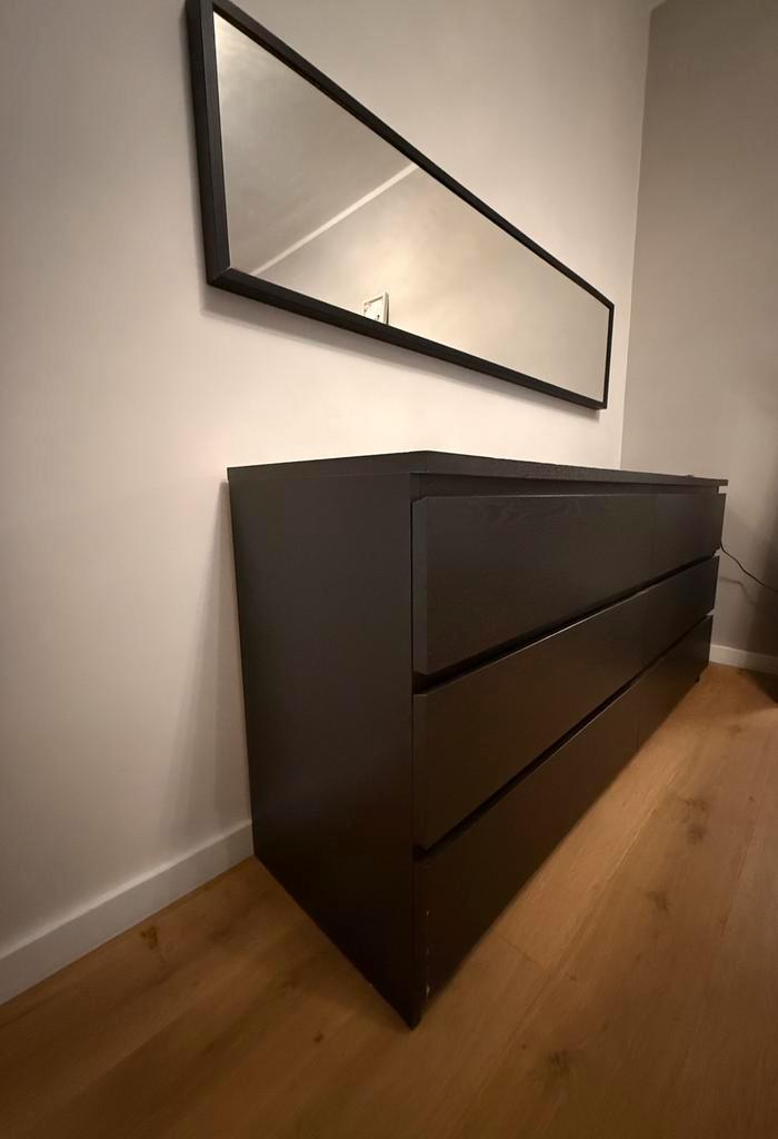 Malm Ladekast met 6 lades EN spiegel, zwartbruin, 160x78, Huis en Inrichting, Kasten | Dressoirs, Gebruikt, Ophalen