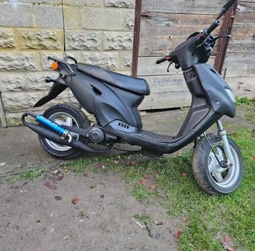 Scooter cpi disponible aux enchères