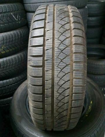 21560r17 215 60 r17 215/60/17 pirelli Presque nouveau  beschikbaar voor biedingen