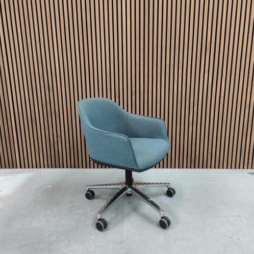 Vitra Softshell - Bouroullec Bureaustoel blauw, Antiek en Kunst, Antiek | Kantoor en Zakelijk, Ophalen of Verzenden