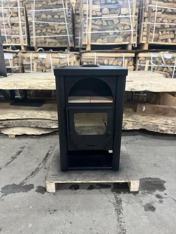 24079 Houtkachel 6kw🔥 beschikbaar voor biedingen