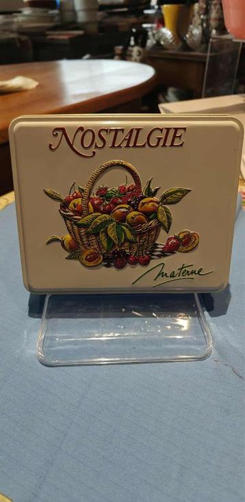 blikken doos Materne Nostalgie konfituur beschikbaar voor biedingen