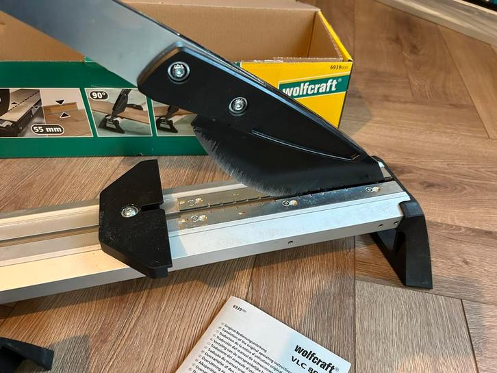 Laminaat en vinyl snijder Wolfcraft VLC 800 - nieuwstaat, Doe-het-zelf en Bouw, Gereedschap | Zaagmachines, Zo goed als nieuw