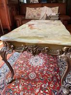 Table basse ancienne avec plateau en marbre et bronze, Antiquités & Art, Antiquités | Meubles | Tables, Enlèvement