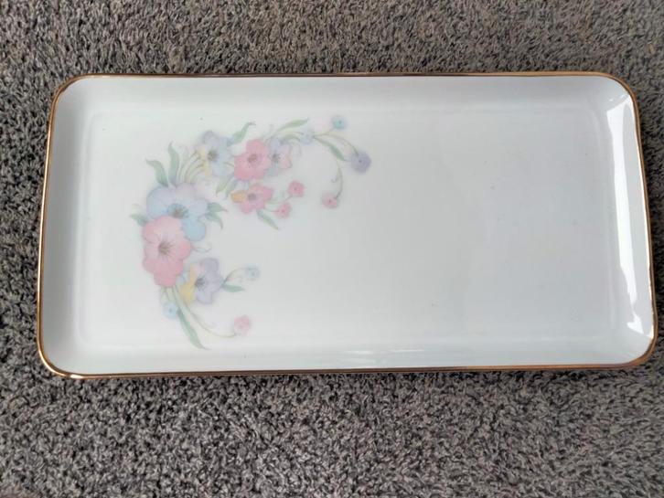 SCHOTEL "Vohenstrauss Johann Seltmann" 35 X 18 cm, Huis en Inrichting, Keuken | Servies, Zo goed als nieuw, Bord(en), Overige stijlen