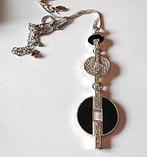 AVON : beau pendentif +chaine, Enlèvement ou Envoi, Neuf, Noir, Argent