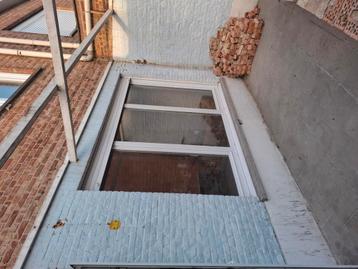 pvc raam met Dubbel glas beschikbaar voor biedingen