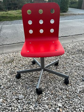 Rode bureaustoel Ikea beschikbaar voor biedingen