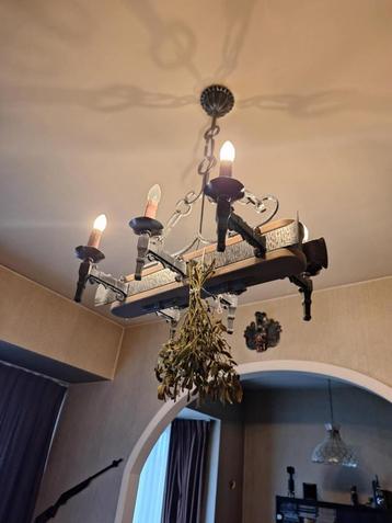 lustre beschikbaar voor biedingen
