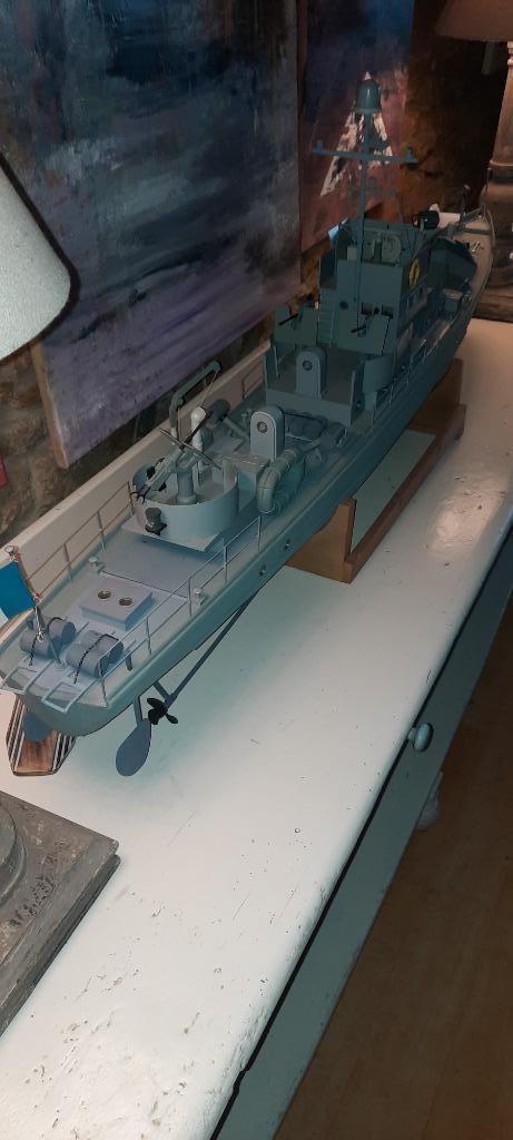 Groot volledig houten statisch oorlogsschip, Hobby en Vrije tijd, Modelbouw | Boten en Schepen, Zo goed als nieuw, Ophalen