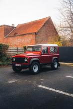 Land Rover Defender 90 // RETROSPEC // APPLE CARPLAY // ALCA, Auto's, 90 kW, Zwart, USB, Alcantara