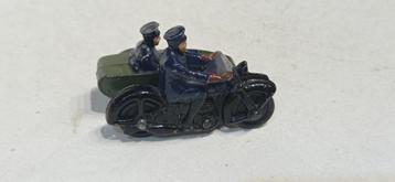 DINKY TOYS UK MOTORCYCLIST + SIDE REF 42B beschikbaar voor biedingen