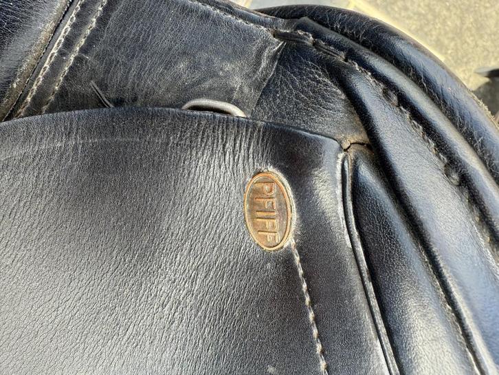 Zadel, PFFIF, Dieren en Toebehoren, Paarden en Pony's | Zadels, Gebruikt, Dressuur, Ophalen