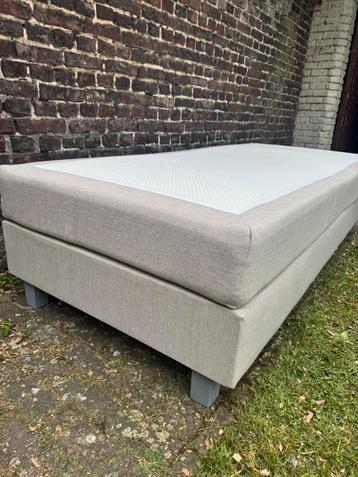 Boxspring 1 persoon bed, Enlèvement, Comme neuf