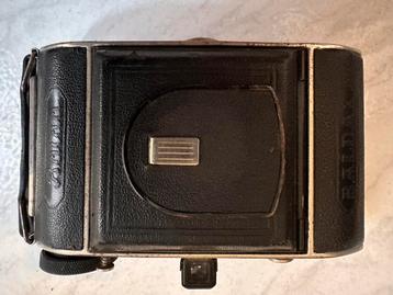 Fotocamera vintage Baldax beschikbaar voor biedingen