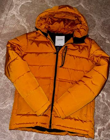 Jack & Jones heren winterjassen Maat M & L  beschikbaar voor biedingen