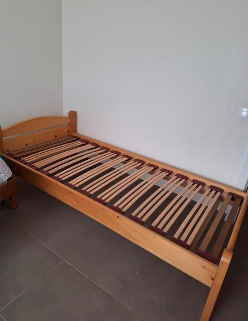 1 persoonsbed, Huis en Inrichting, Slaapkamer | Bedden, Eenpersoons, 90 cm, 200 cm, Hout, Ophalen