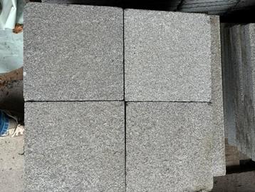 Graniet 20x20 2 dik natuursteen 
