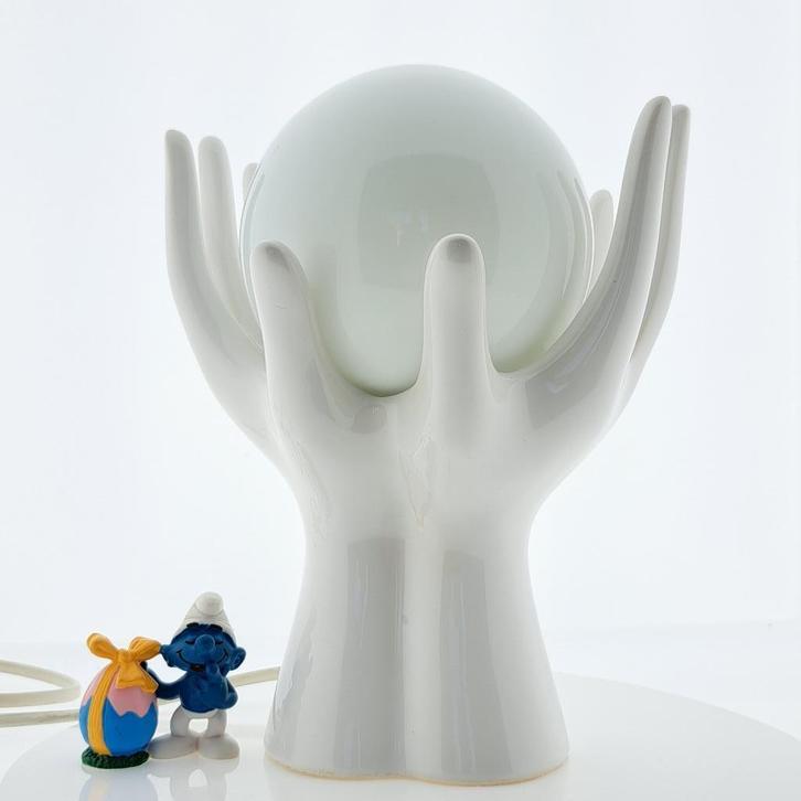 Hands of Hope lamp, Huis en Inrichting, Lampen | Tafellampen, Zo goed als nieuw, Minder dan 50 cm, Glas, Ophalen