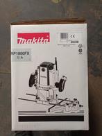 Makita RP1800FX, Doe-het-zelf en Bouw, Gereedschap | Freesmachines, Ophalen, Nieuw, Bovenfrees