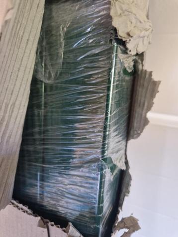  2 tuinpalen beschikbaar voor biedingen