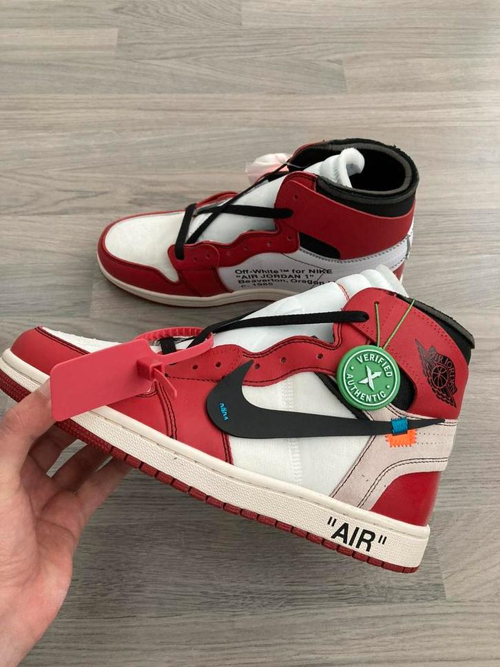 Nike Air Jordan 1 High Off White Chicago, Enfants & Bébés, Vêtements enfant | Chaussures & Chaussettes, Comme neuf, Chaussures