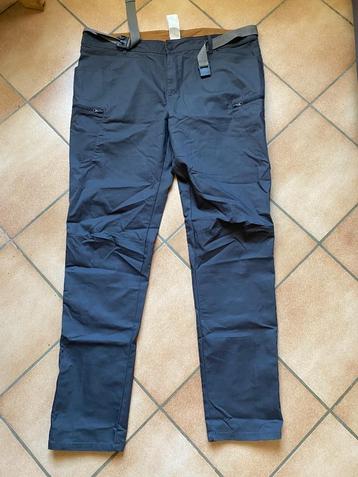 Quechua wandelbroek 50 L36 grijs katoen 2XL nieuw beschikbaar voor biedingen