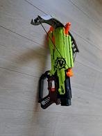 Nerf zombie strike crossfire bow met 4 pijltjes., Ophalen, Gebruikt