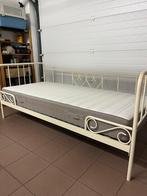 Metalen 1 persoonsbed, Huis en Inrichting, Slaapkamer | Bedden, Ophalen, 90 cm, Eenpersoons, Zo goed als nieuw