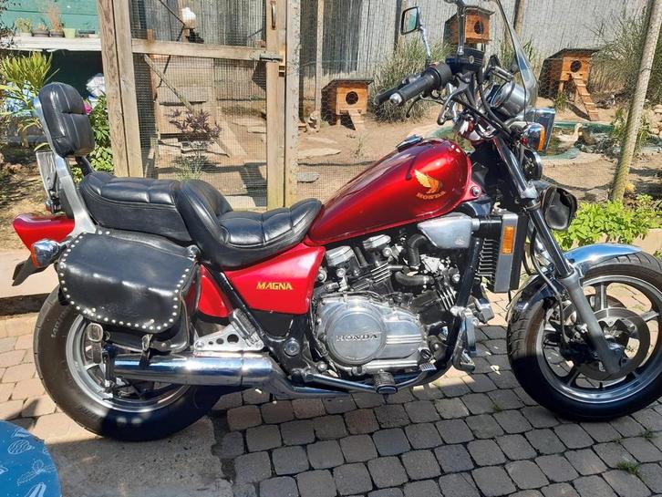 Honda Magna V700C GEKEURD!!!, Motos, Motos | Honda, Particulier, Enlèvement